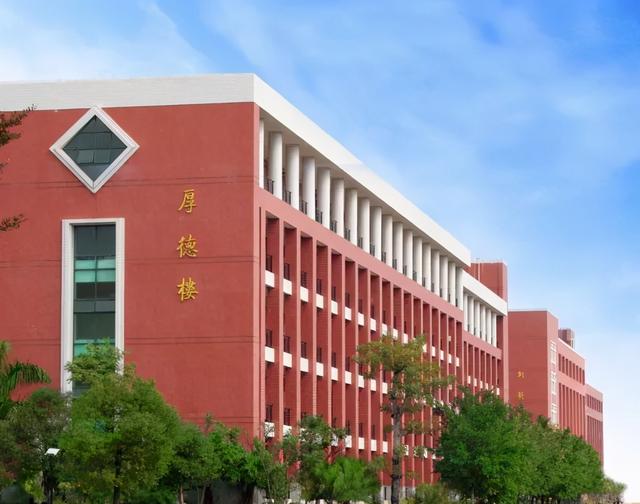 重慶口碑好的職業(yè)學(xué)校有哪些(重慶電訊職業(yè)學(xué)校口碑怎么樣)