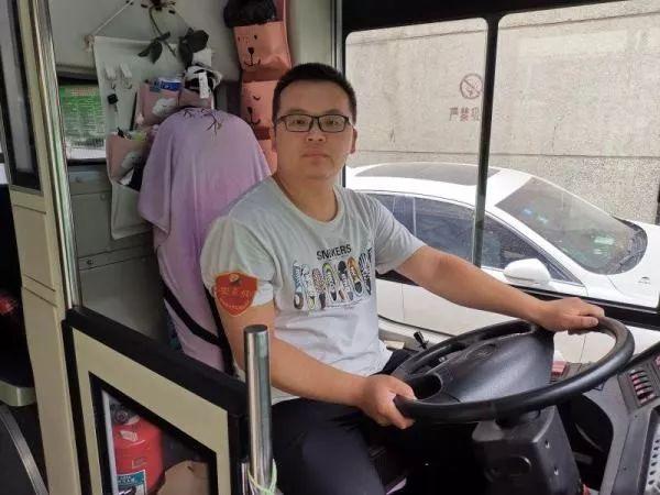 鄭州中專3 2學(xué)校排名的簡單介紹