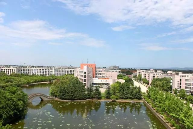 四川科技職業(yè)學院是公辦還是民辦(蘭州科技職業(yè)學院是公辦還是民辦)