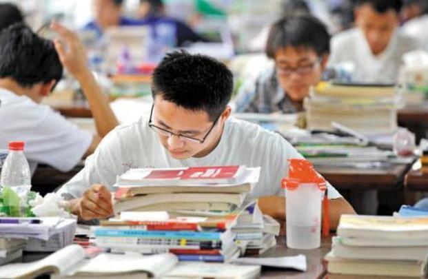 300分左右的公辦?？拼髮W(xué)(300分左右的專科大學(xué)有哪些)