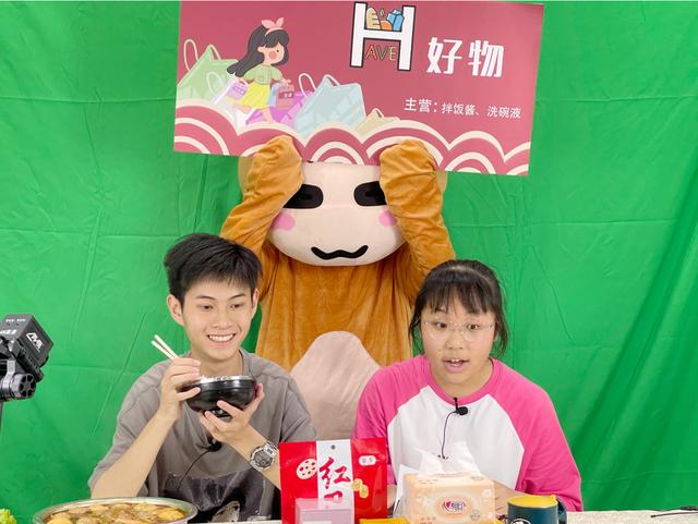 成都工程職業(yè)技術(shù)學(xué)校分?jǐn)?shù)線(xiàn)(成都航空職業(yè)技術(shù)學(xué)校單招分?jǐn)?shù)線(xiàn))