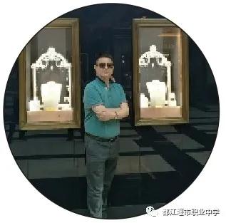 都江堰職業(yè)中學(xué)學(xué)費(fèi)(都江堰職業(yè)中學(xué)宿舍)
