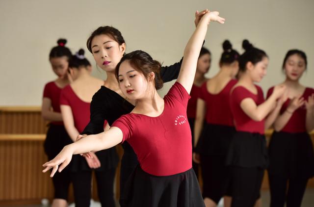成都市華陽職業(yè)高級中學(成都市華陽職業(yè)中學官網(wǎng))