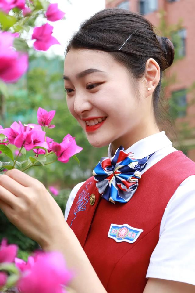 巴中高鐵學校(巴中高鐵最新消息)
