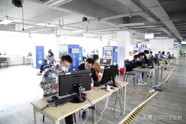 成都職業(yè)技術(shù)學(xué)院2021(成都職院?jiǎn)握卸嗌俜帜苓^(guò))